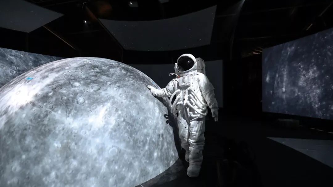 100+份地产商场太空主题宇航员星球星空展主题创意美陈网红打卡拍照形式合集方案