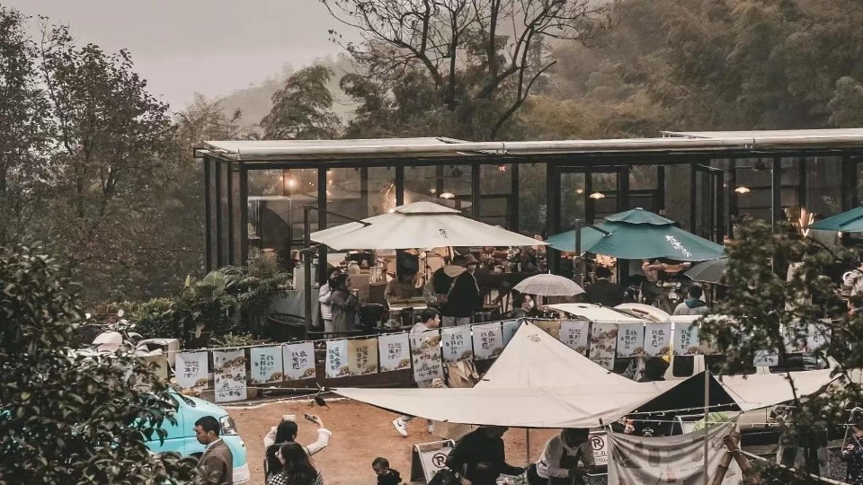 适合各行业户外集市摊位氛围布置灵感图集方案