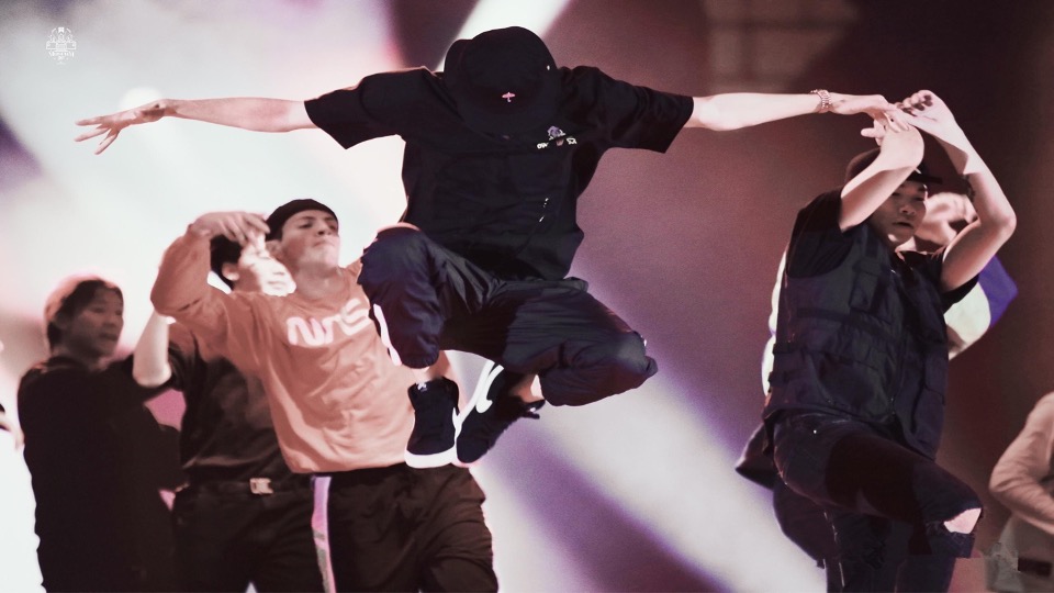 王一博黄桃蒙牛纯甄酸奶线下推广路演活动方案